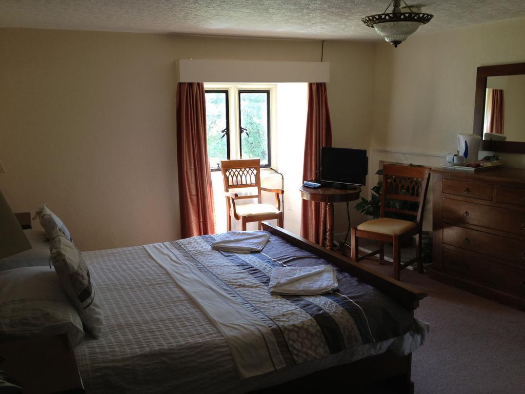 Clennell Hall Country House - Near Rothbury - Northumberland Room photo